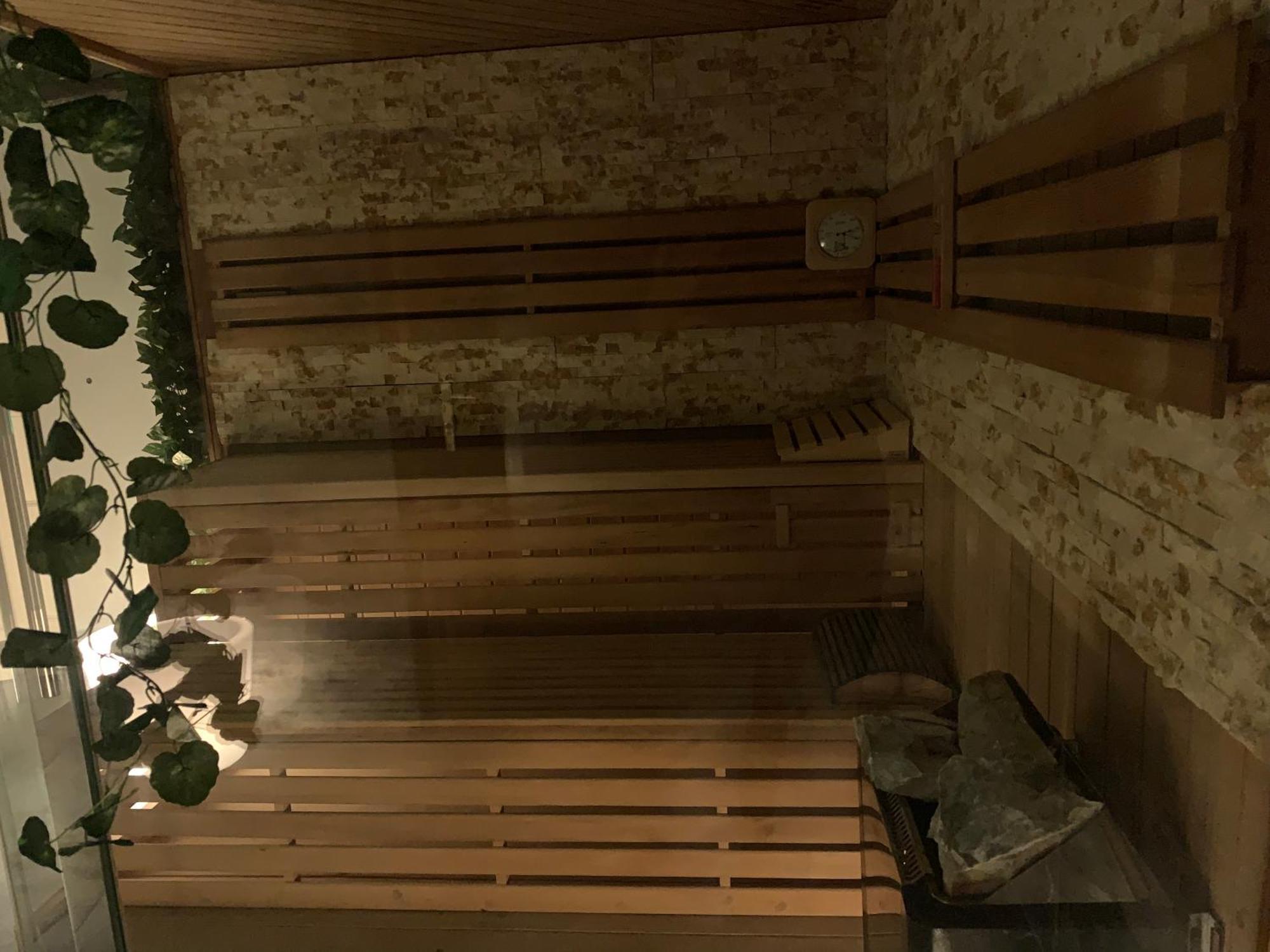 Отель Varfal Wellness Panzio 3*